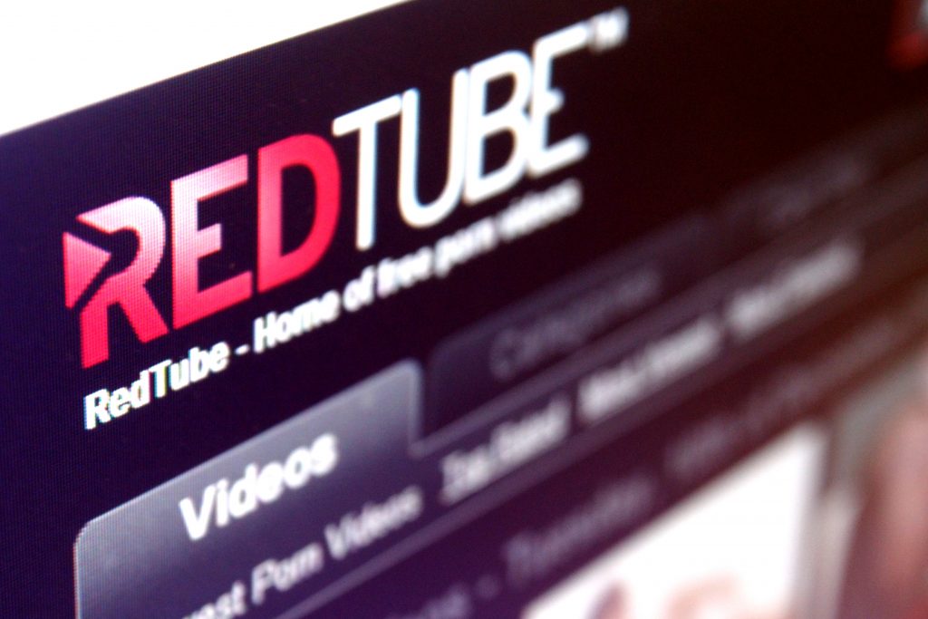 red tube video